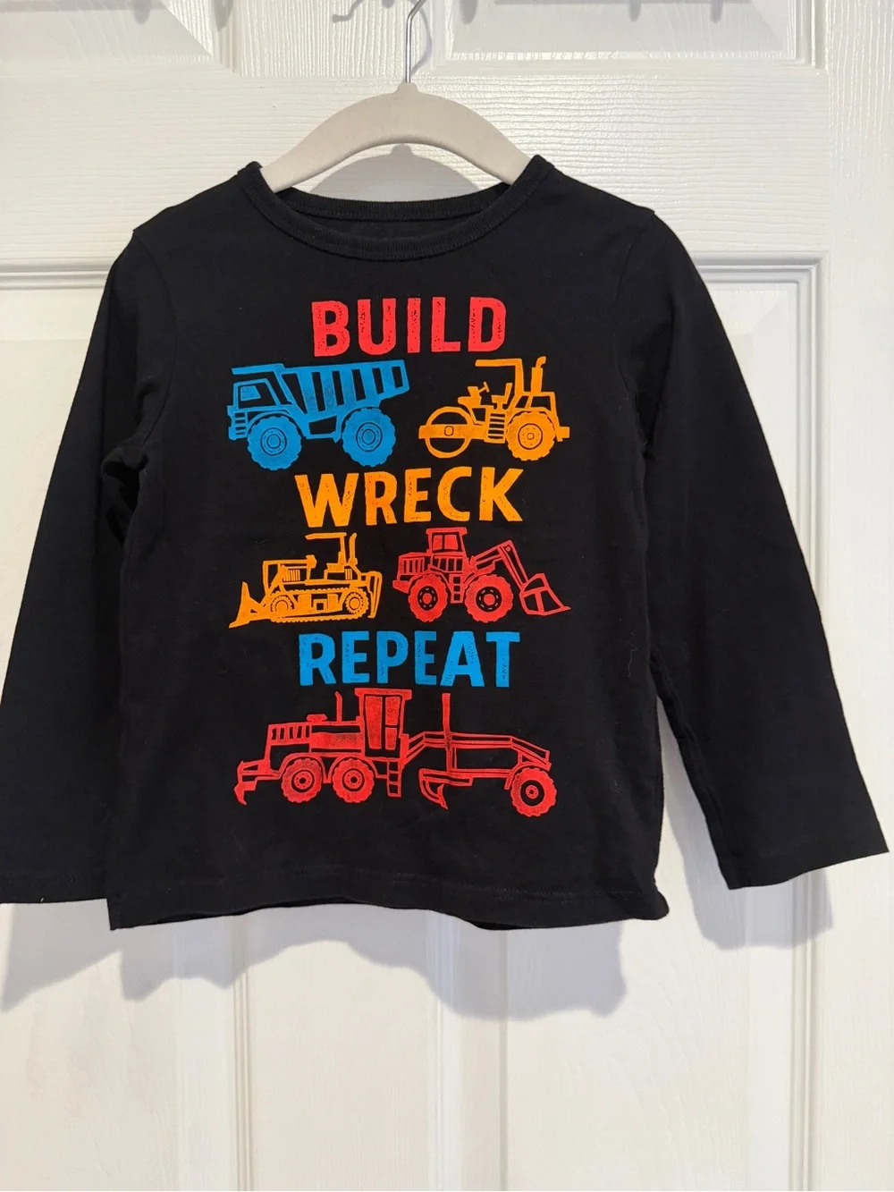 The Children's Place 3T Long Sleeve Graphic Tee Bundle Trucks